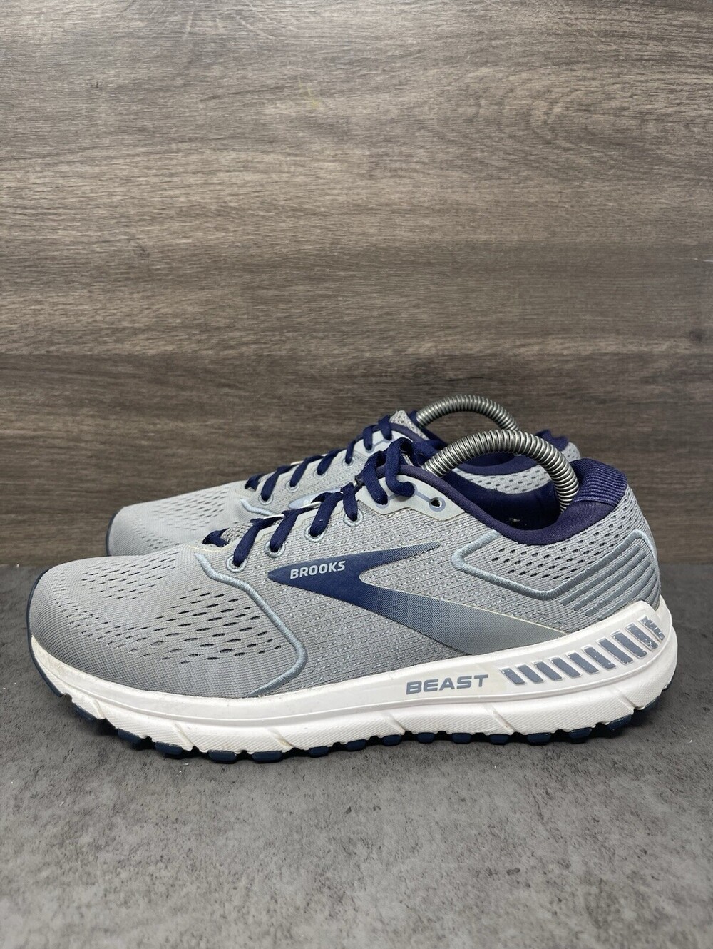 Brooks Beast 20 Mens Size 8 Grey Blue Running Shoes Support Stability 110327